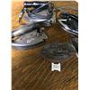 Image 2 : Lot of 5 vintage Irons