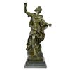 Image 1 : A Man of Ancient Royalty Bronze Sculpture