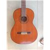 Image 2 : Aquarius Guitar