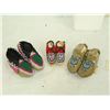 Image 2 : Antique Moccasins Display