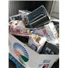 Image 2 : SKID OF MISC HOUSEHOLD APPLIANCES