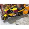 Image 5 : 1992 Yamaha FZR 600 Factory Race Replica
