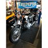 Image 10 : 1971 Triumph Trident 750 triple cylinder