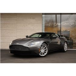 2017 Aston Martin DB11 2-DOOR CAR