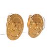 Image 2 : Chanel Gold CC Oval Disk Vintage Clip On Earrings