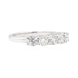 Platinum 0.91 ctw Diamond Ring