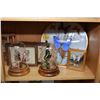 Image 2 : Shelf lot of collectible glass cased butterflies and flowers