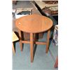 Image 1 : Round quarter cut oak Mission style parlour table