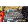 Image 5 : COMPACT LIVE SOUND MIXER WITH CORDS AND ELECTRONICS
