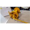 Image 2 : 1/2 TON CRANK