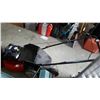 Image 1 : YARD MACHINES 140CC GAS LAWNMOWER WITH BAG