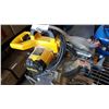 Image 3 : DEWALT 10 INCH COMPOUND MITRE SAW