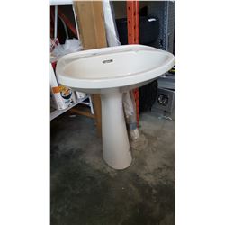 PORCELAIN PEDESTLE SINK