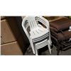 Image 2 : 7 STACKING PATIO CHAIRS