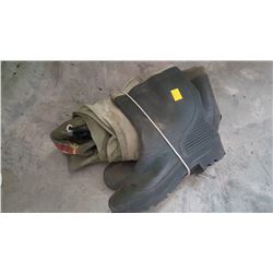 BUSHLITE OUTDOOR HIP WADERS
