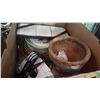 Image 4 : 2 TRAYS OF ESTSATE GOODS LANTERN AND PLATES