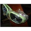 Image 2 : 12 PAIRS NEW KIDZ SUNGLASSES