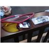 Image 2 : 12 PAIRS NEW RYDERS SWITCH SUNGLASSES WITH INTERCHANGEABLE COLORED LENSES RETAIL $59 EACH