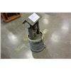 Image 2 : GARDEN WELL FOUNTAIN DECORATION 2FT TALL - WORKING