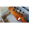 Image 8 : EPIPHONE REVERSE THUNDER BASS GUITAR IN HARD CASE