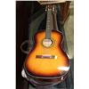 Image 1 : KAWAI ACOUSTIC GUITAR W/ CASE