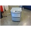 Image 1 : LG DEHUMIDIFIER