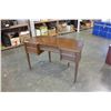 Image 1 : BEAUCRAFT VANITY DESK