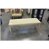 Image 1 : MODERN MAPLE BENCH