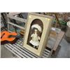 Image 2 : COLLECTIBLE DOLL IN SHADOW BOX