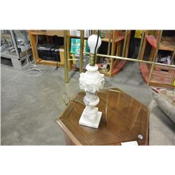 STONE TABLE LAMP