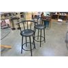 Image 2 : PAIR BLACK BAR STOOLS