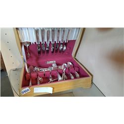 CUTLERY CANTEEN WITH CONTENTS