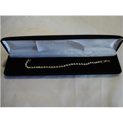 NEW TENNIS BRACELET IN GIFT BOX