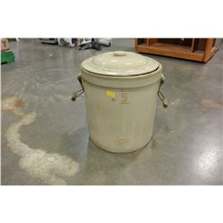 MEDALTA NO.5 CROCK W/ LID