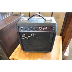 SQUIERE SP10 GUITAR AMP