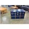 Image 1 : BLUE METAL STORAGE TRUNK