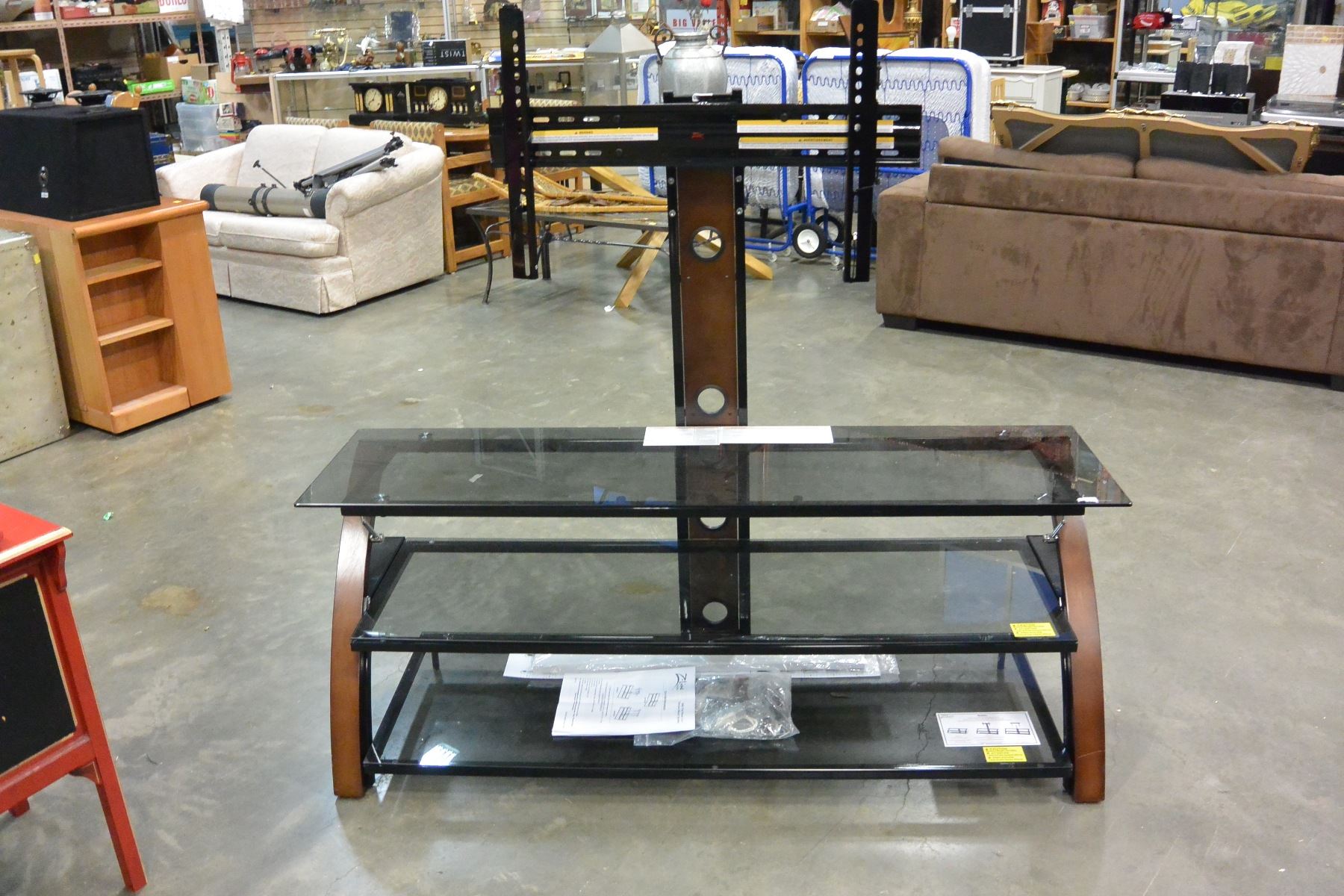Z-line Baltic 3-in-1 Tv Stand / Mount System NEW Z-LINE DESIGNS BALTIC FLAT PANEL 3 IN 1 TELEVISION MOUNT SYSTEM