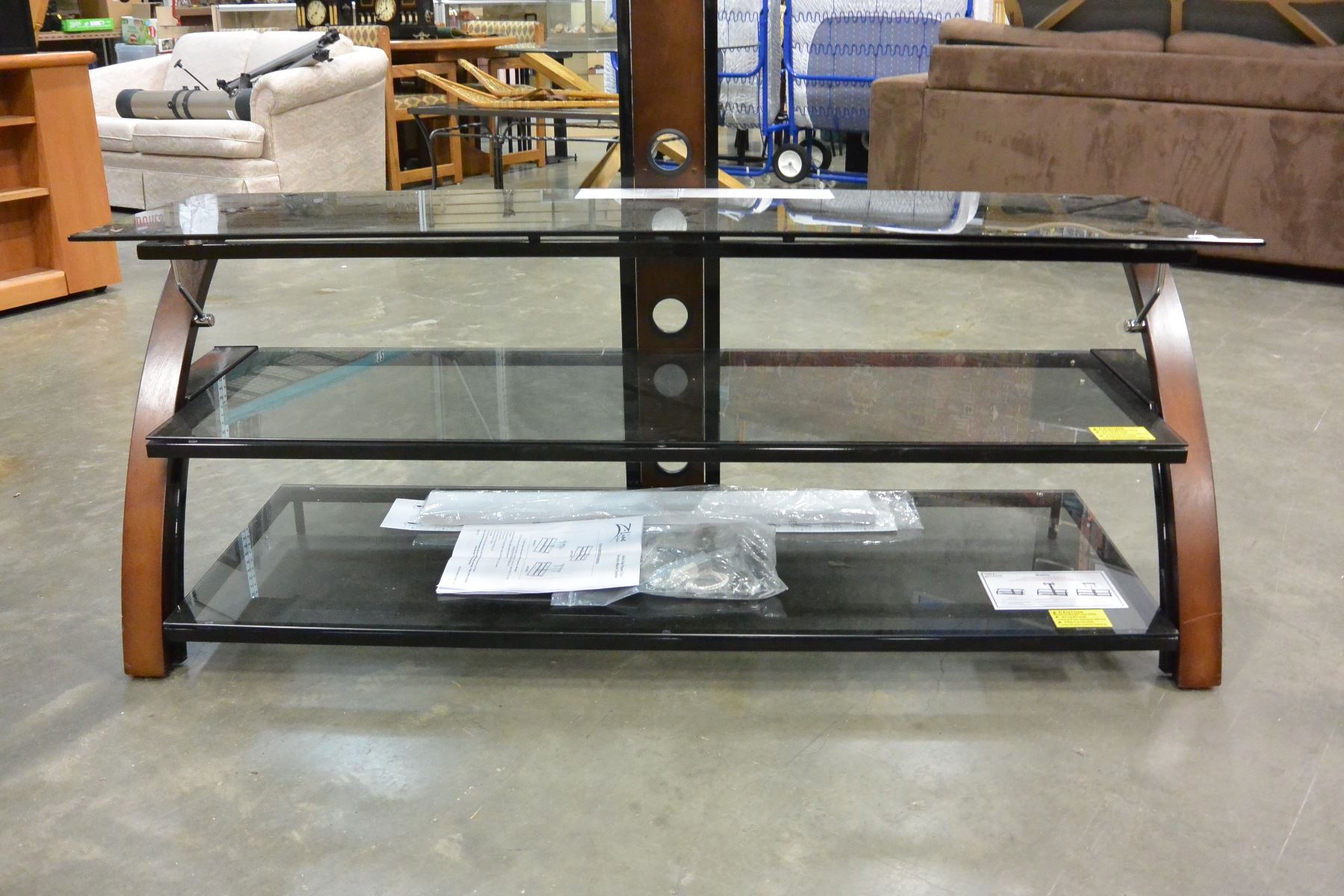 Z-line Baltic 3-in-1 Tv Stand / Mount System NEW Z-LINE DESIGNS BALTIC FLAT PANEL 3 IN 1 TELEVISION MOUNT SYSTEM