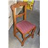 Image 6 : OAK CRANK DINING TABLE W/ CARVED LEGS AND 6 CHAIRS