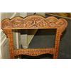 Image 8 : OAK CRANK DINING TABLE W/ CARVED LEGS AND 6 CHAIRS