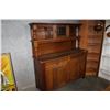 Image 1 : OAK SERVER W/ HUTCH