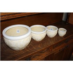 4 PIECE PLANTER POT SET