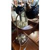 Image 2 : 2 BRASS AND BLACK TABLE LAMPS