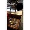 Image 3 : 2 BRASS AND BLACK TABLE LAMPS