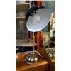 Image 4 : 2 BRASS AND BLACK TABLE LAMPS