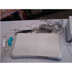 NINTENDO WII CONSOLE FIT BOARD WII REMOTE AND TWO NUNCHUCKS