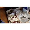 Image 2 : BOX OF GLASSWARE