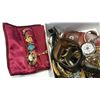 Image 3 : TRAY OF JEWELRY