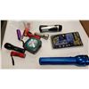 Image 2 : BAG OF FLASHLIGHTS