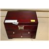 Image 1 : MAHOGANY FINISH JEWELLRY BOX WITH CONTENTS